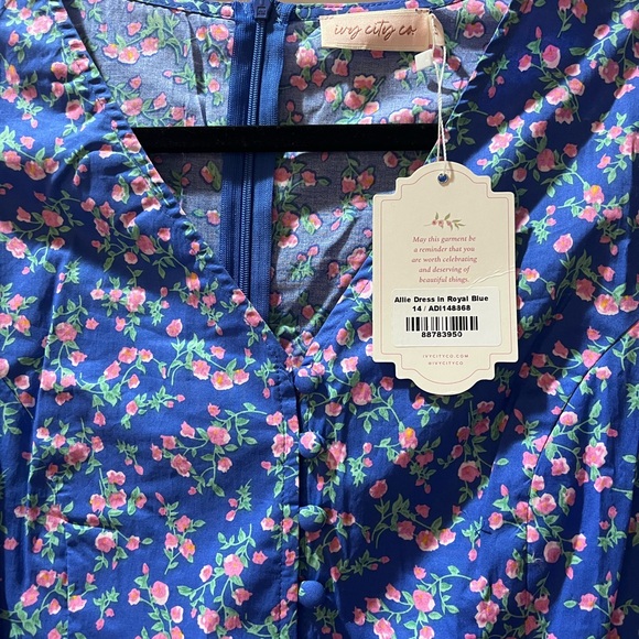 Allie Dress - Picture 2 of 3